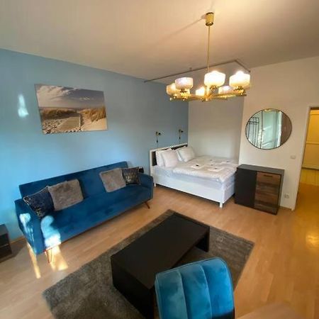 Apartment With Balcony Βερολίνο Εξωτερικό φωτογραφία